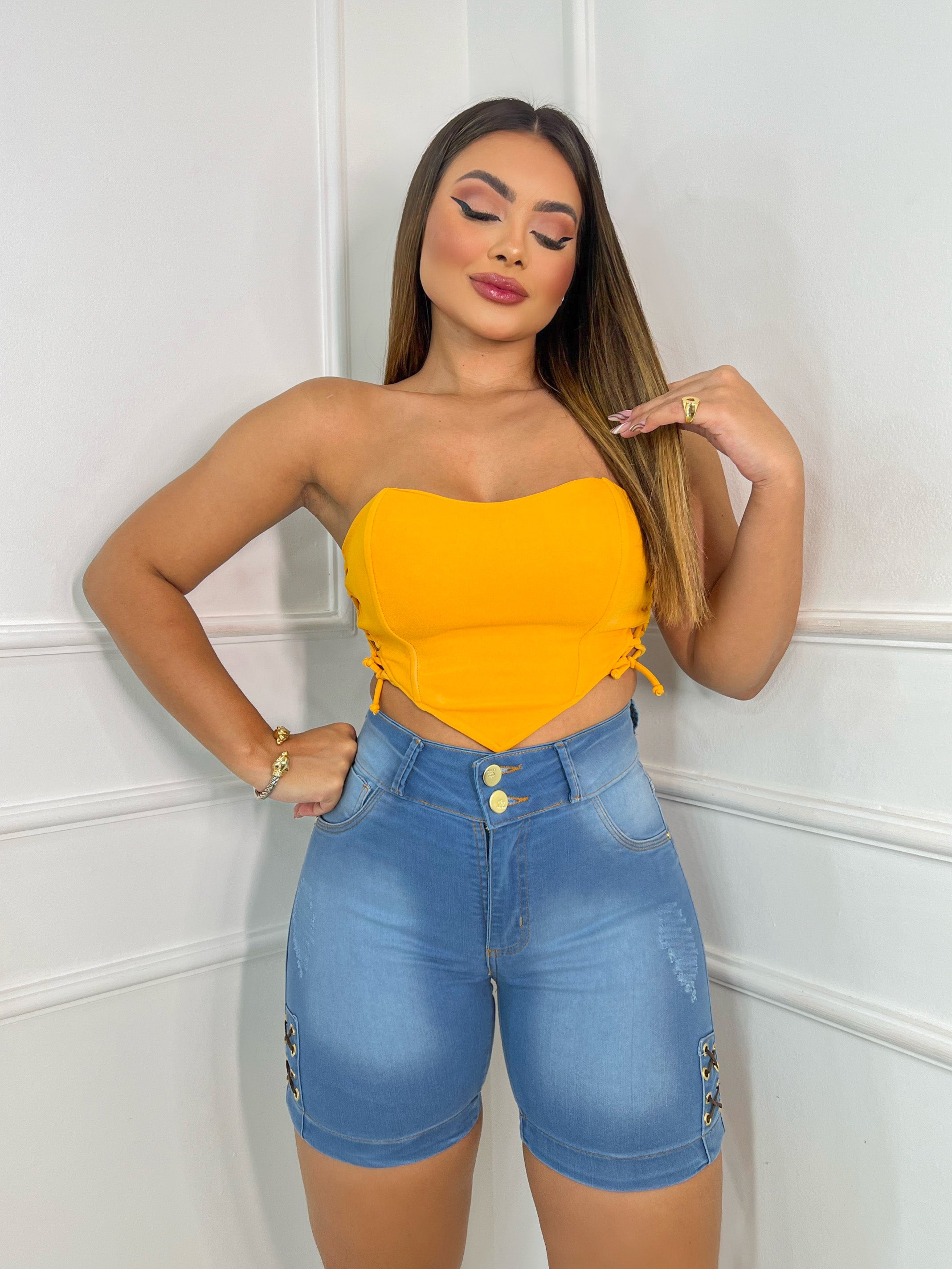 Short Jeans Feminino Cintura Alta Modelo Detonado
