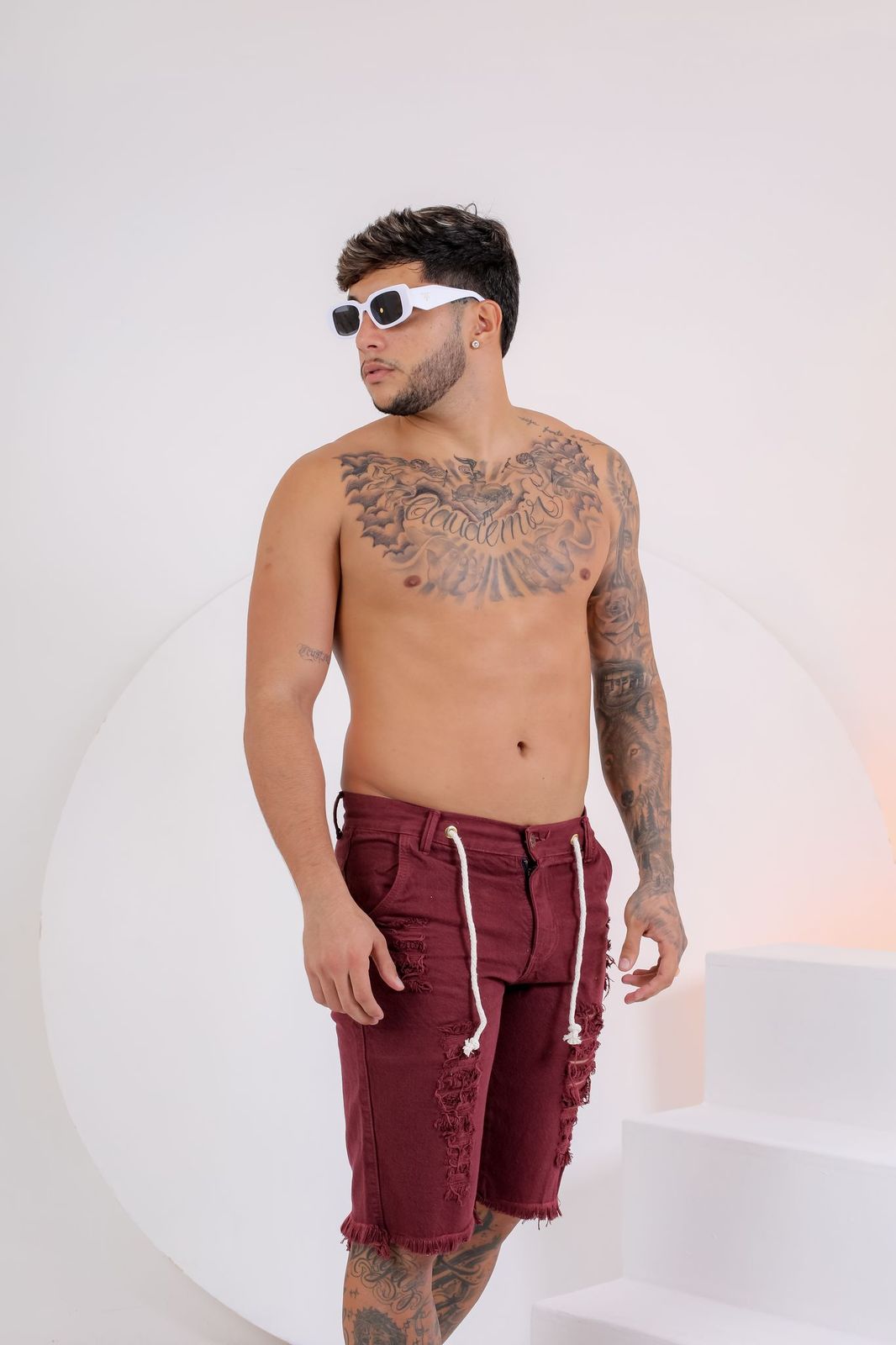 Bermuda Jeans Masculina vermelho Bordô