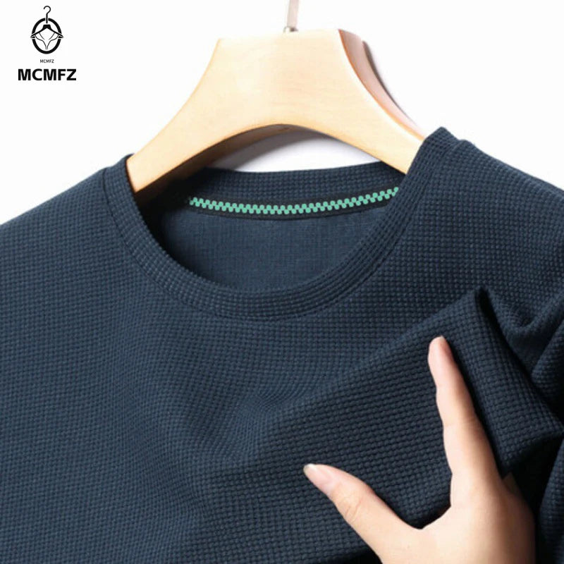 Nova camiseta de verão com gola redonda e manga curta para homens