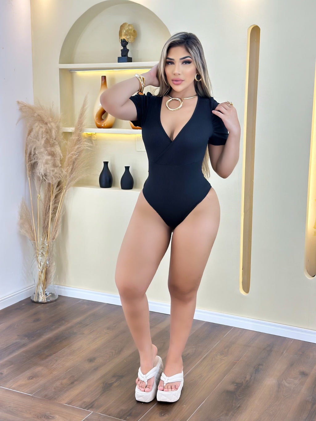 Body Cropped Ribana Premium