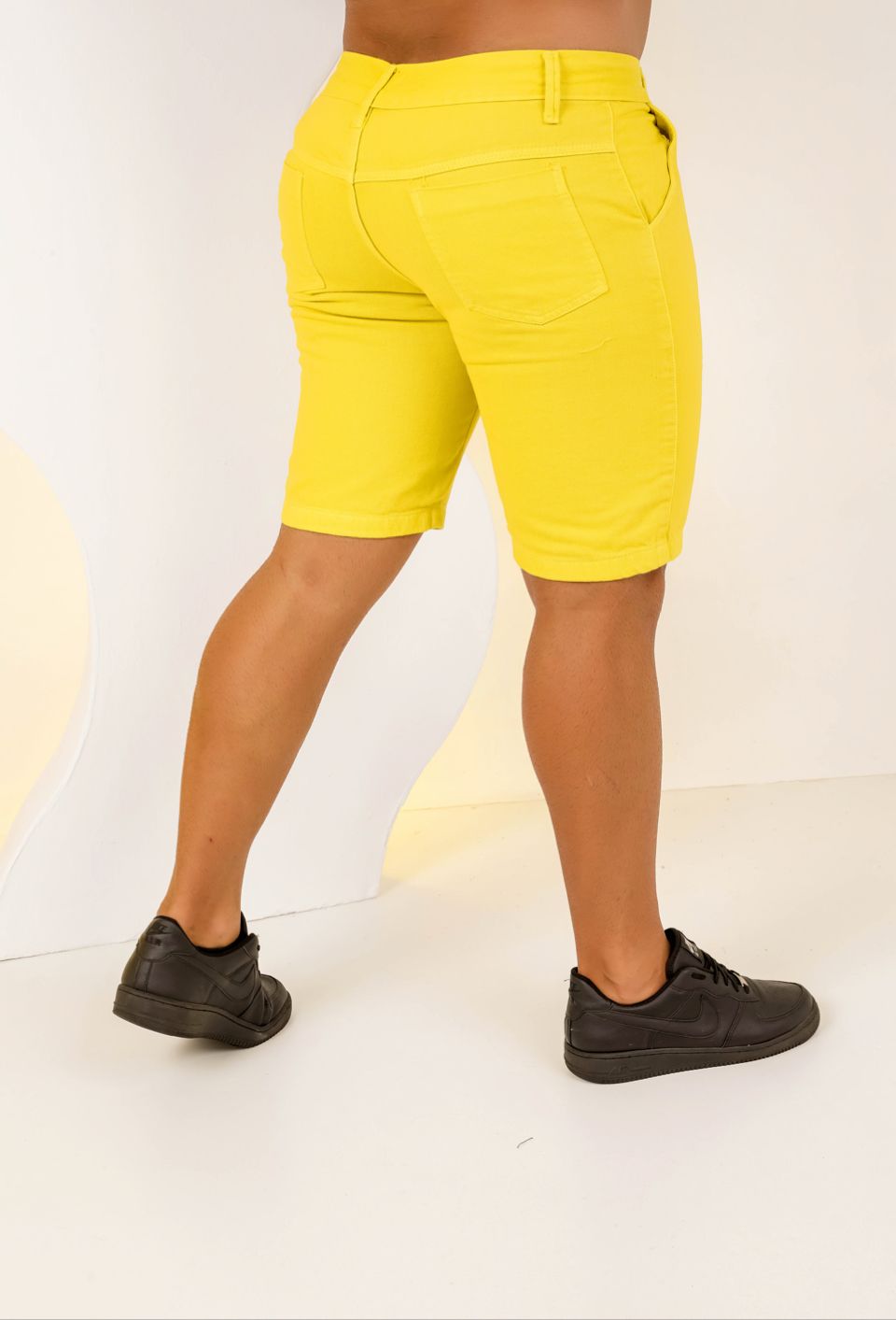 Bermuda Jeans Masculina Amarela