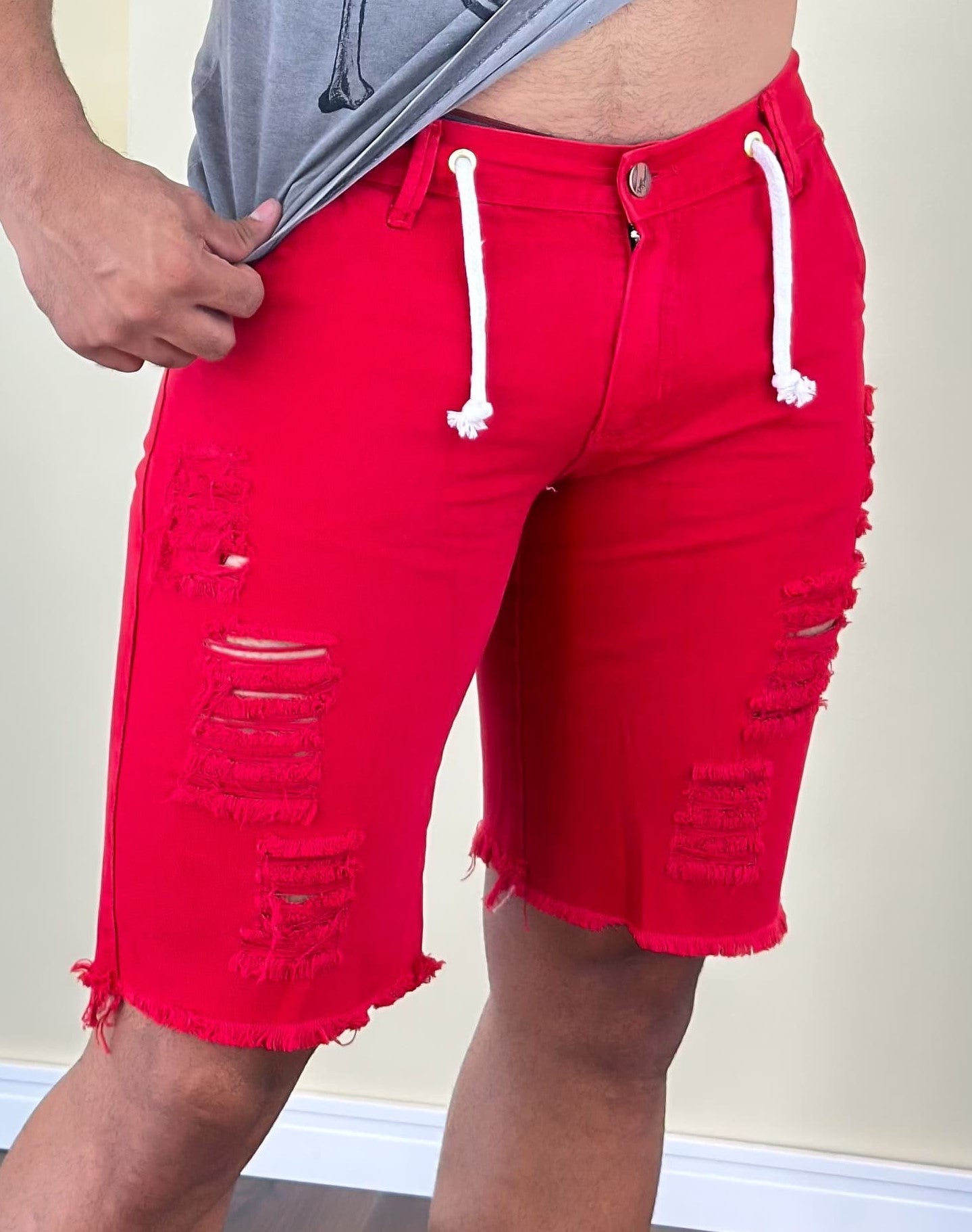 Bermuda Jeans Masculina Vermelha