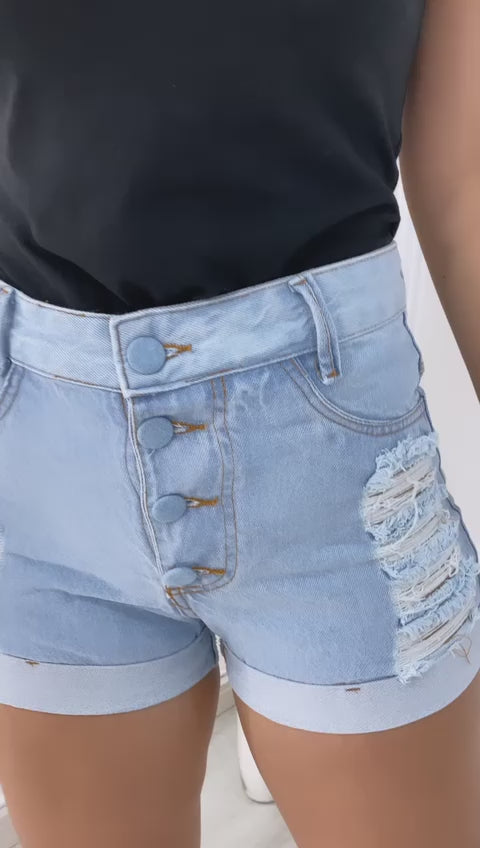 Short Jeans Feminino Cintura Alta Modelo Detonado Cintura Alta, Cós Alto, levanta o bumbum